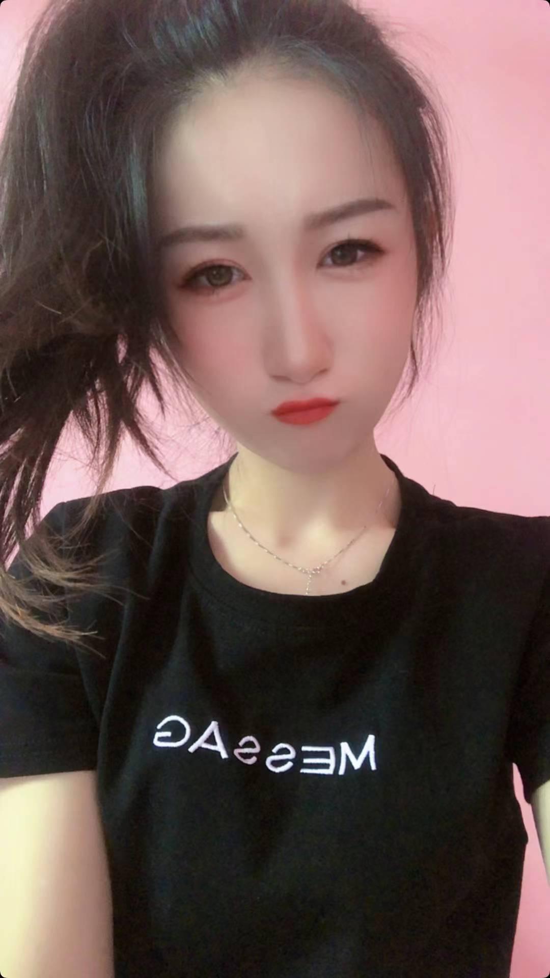 入门不久服务型妹子七月